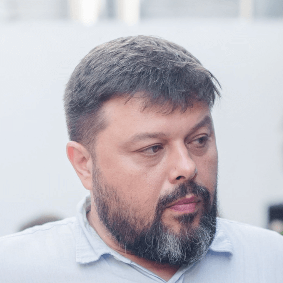4 Дмитро Дьяков, корпоративний та операційний керівник